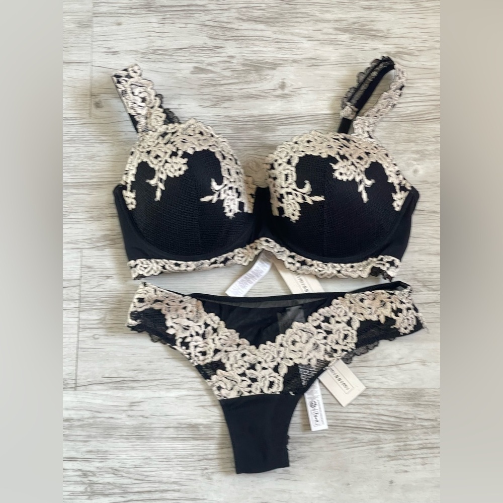 NWT Intimissimi Pretty black Flowers Panties Size Small - Picture 8 of 8